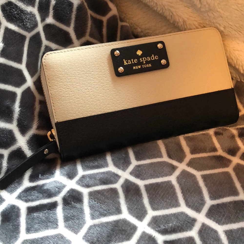 Blood Orange interior Kate Spade Wallet